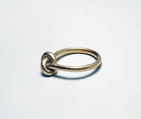 Knoop ring (109)